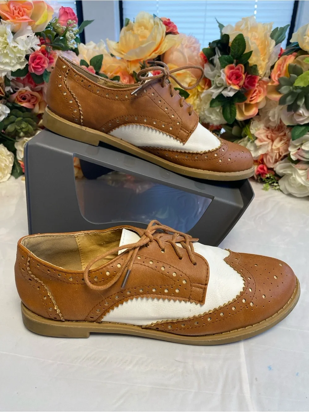 Ollio Oxford M2913 Wingtip Two-Tone Lace-Up Brown White Size 7.5